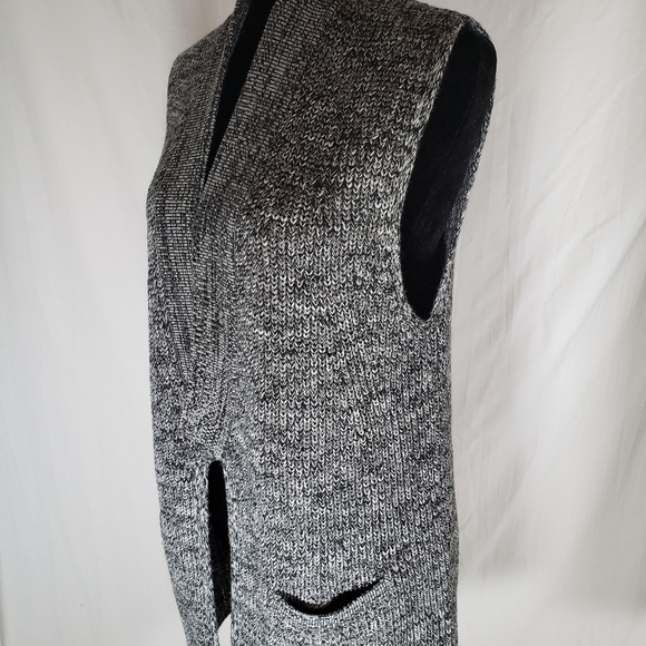 Banana Republic Gray Sleeveless Sweater Cardigan Sz M - Picture 4 of 9